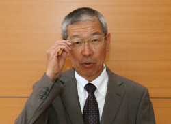Mamoru Sekiguchi